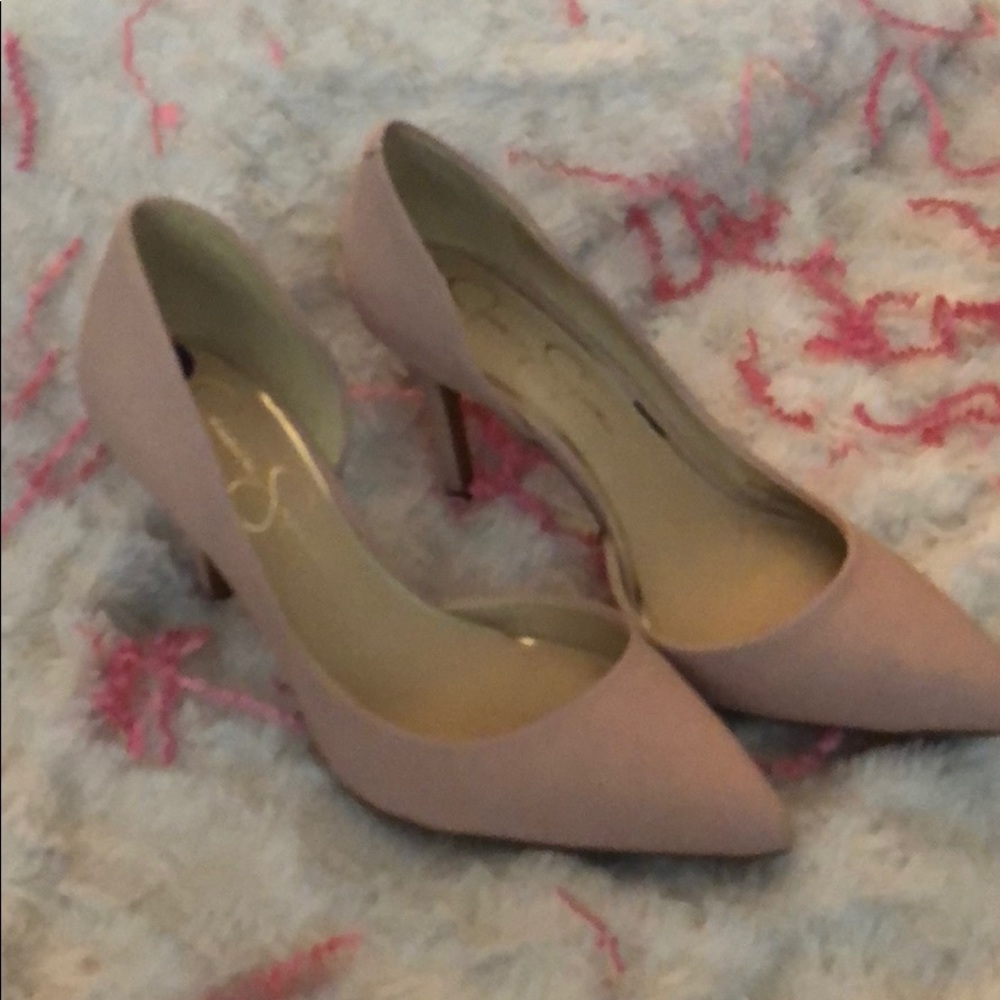 Jessica Simpson pink pumps with low heel